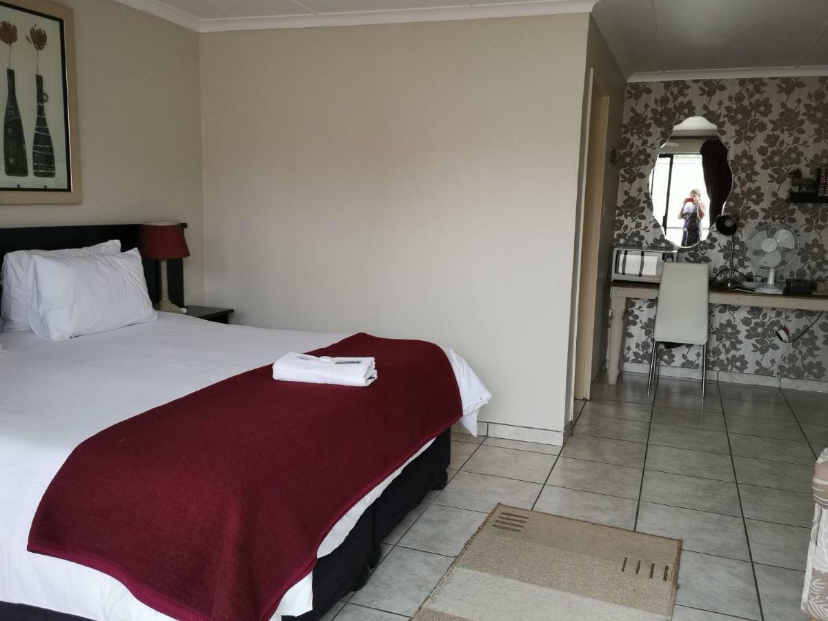 Nahoon Mouth Guest House Ист-Лондон Экстерьер фото